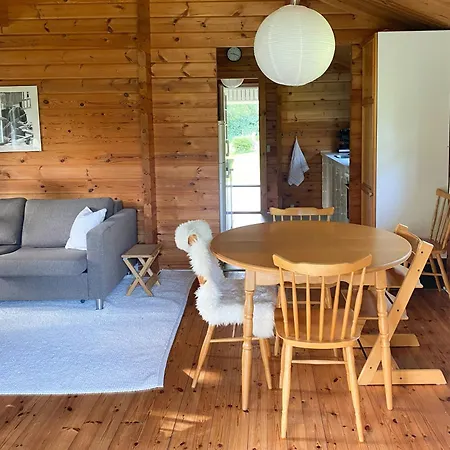 Vakantiehuis Family-friendly House Near Stoense *